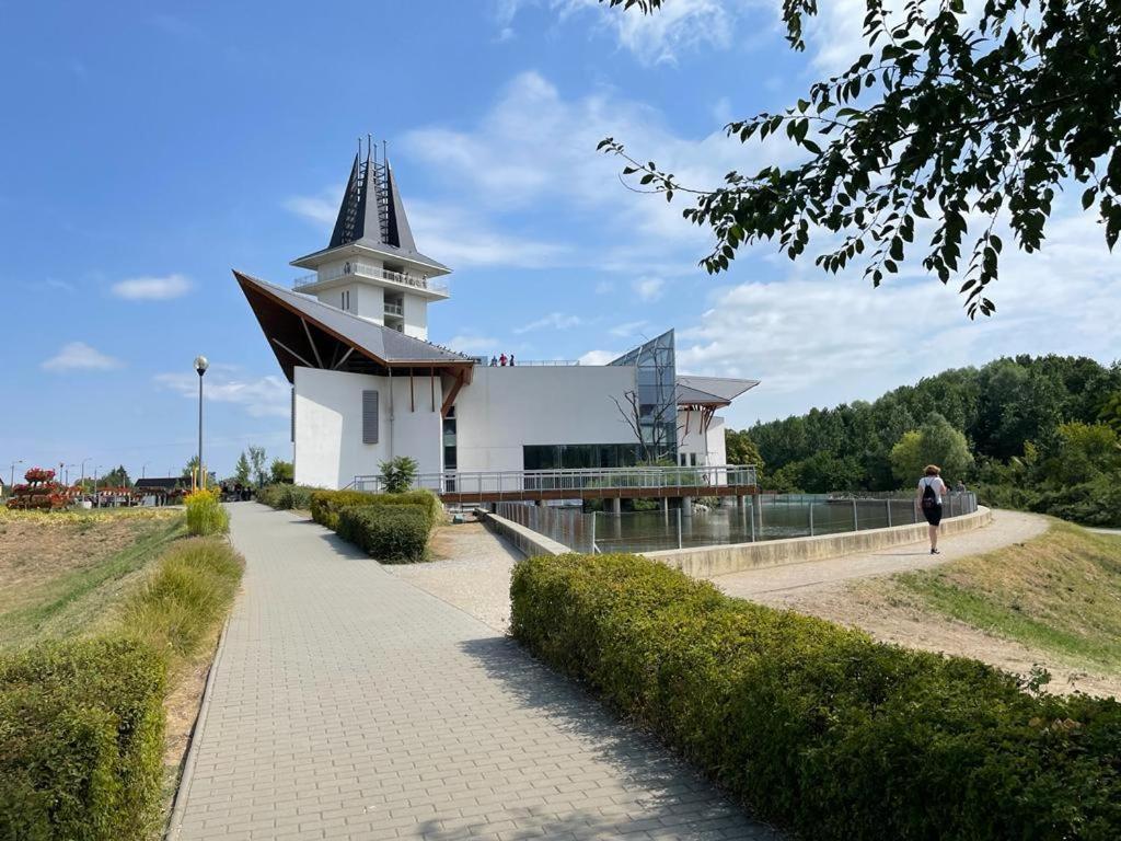 Favorite Vendégház Poroszló Exterior foto